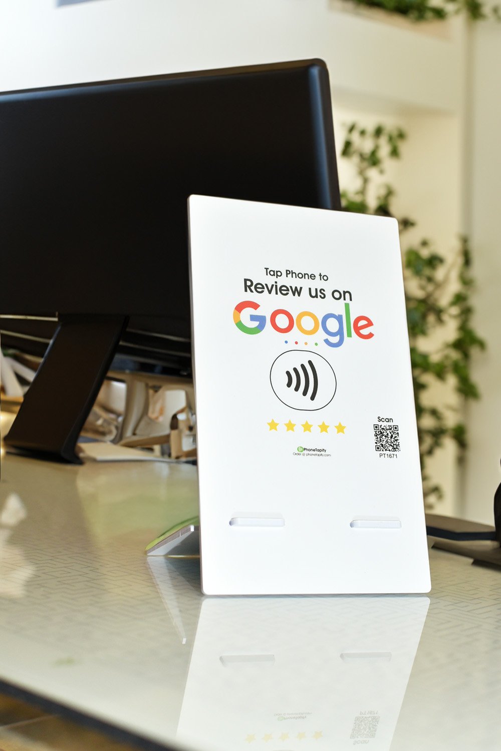 Google Reveiw Collection table Stand 2